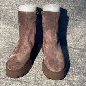 Vince Camuto Neframes Booties. NWT
